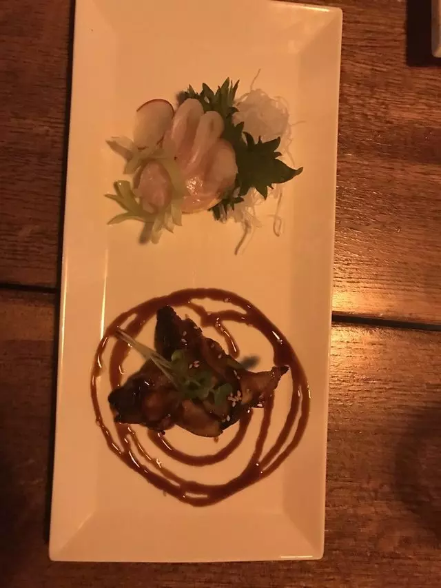 V16 Sushi Lounge