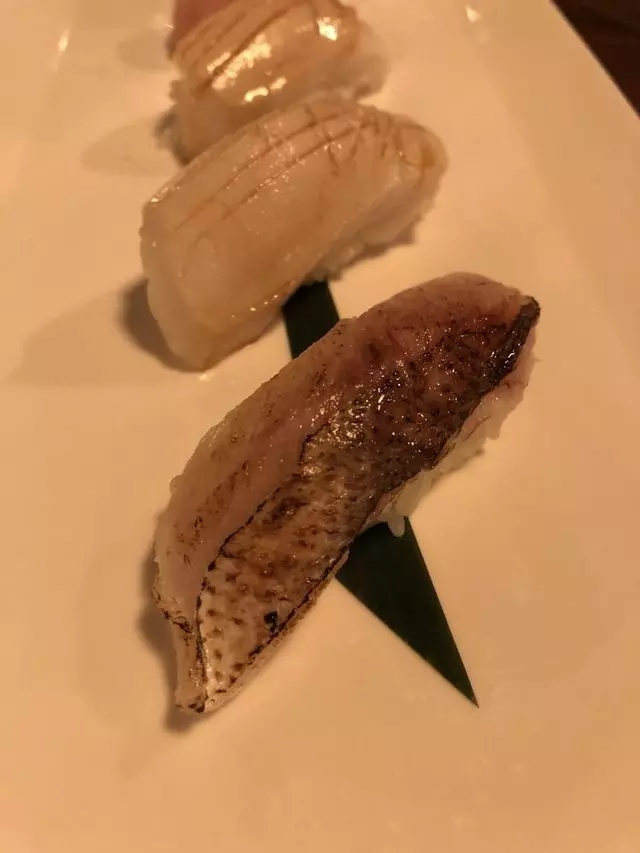 V16 Sushi Lounge