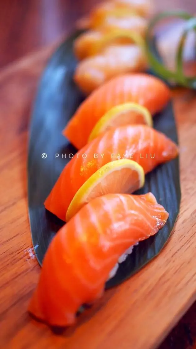V16 Sushi Lounge