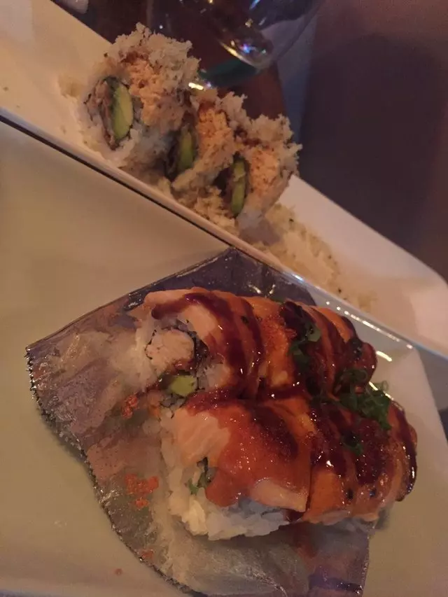 V16 Sushi Lounge