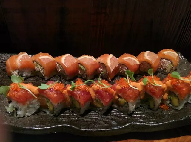 V16 Sushi Lounge