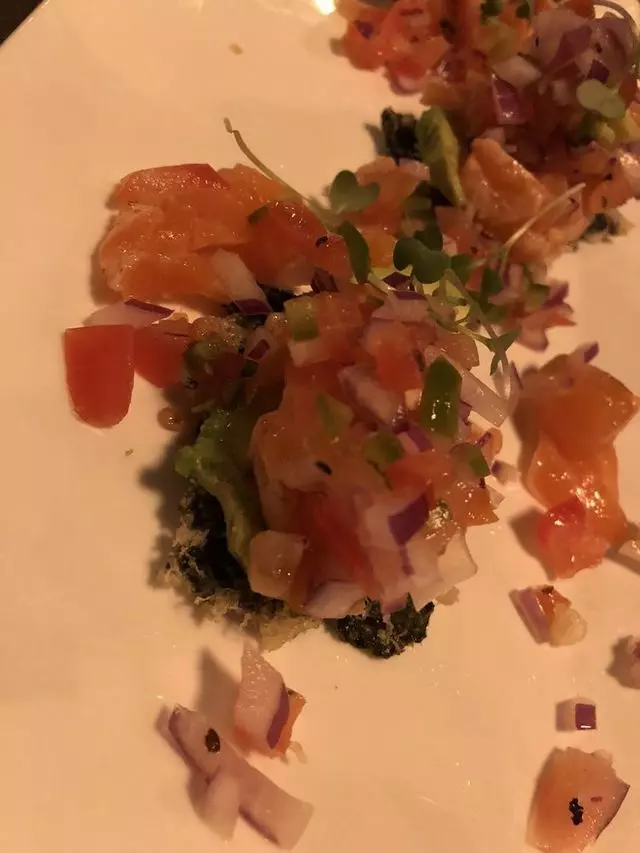 V16 Sushi Lounge