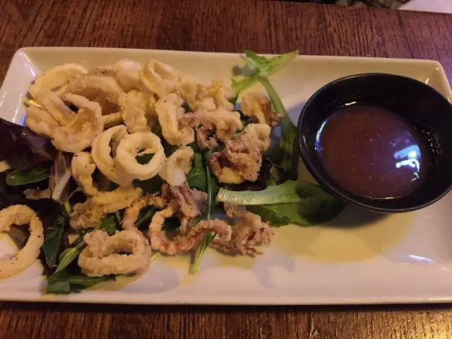 V16 Sushi Lounge