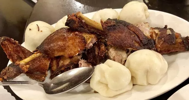San Tung