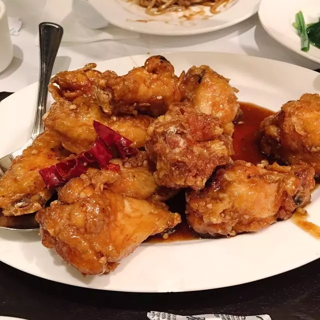 San Tung