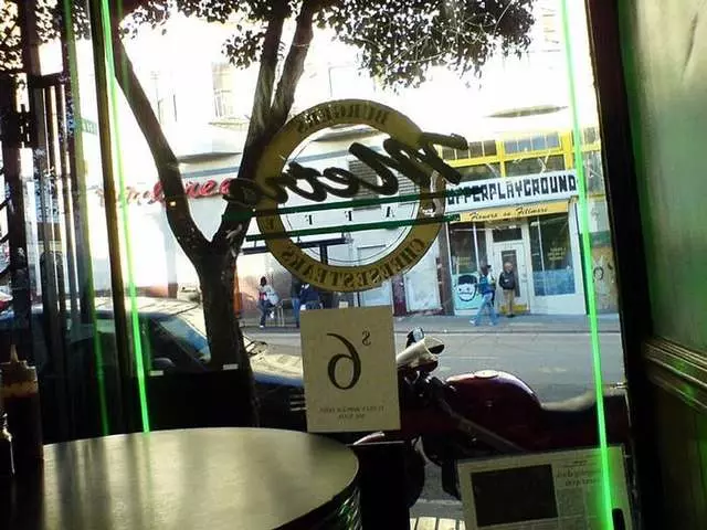Metro Caffe