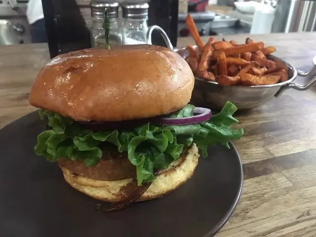 Native Burger