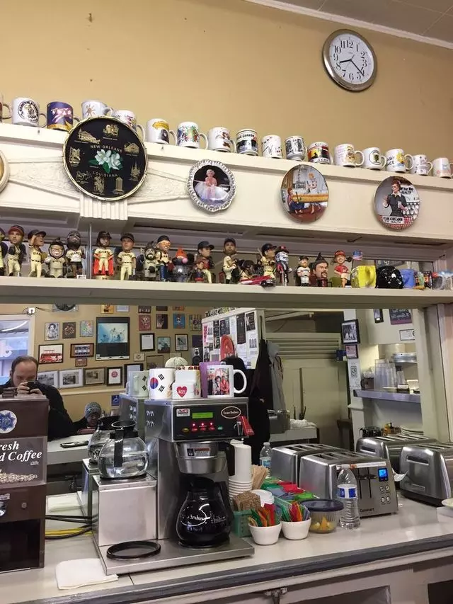 Eddie’s Cafe