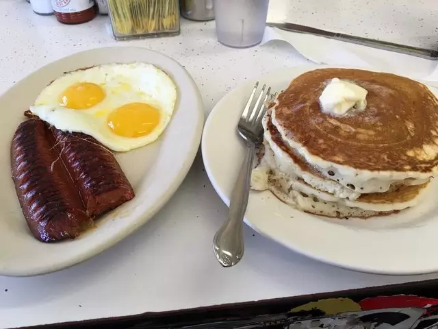 Eddie’s Cafe