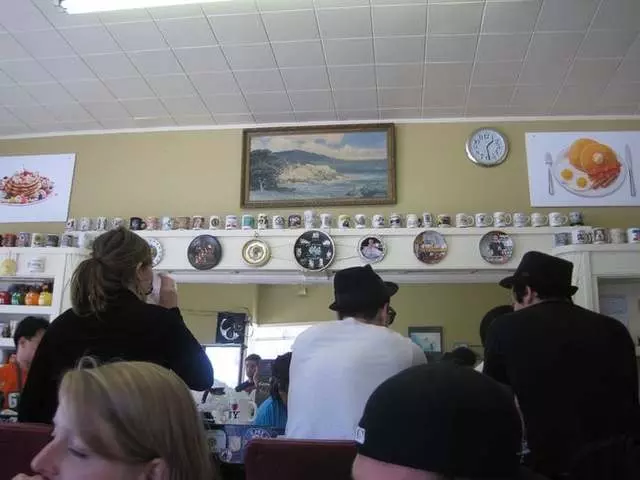 Eddie’s Cafe
