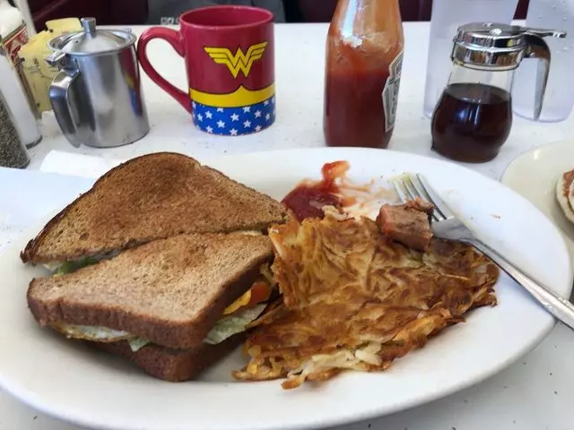 Eddie’s Cafe