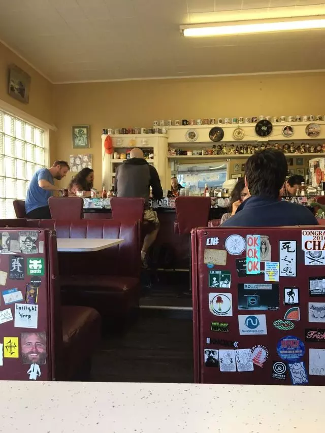 Eddie’s Cafe