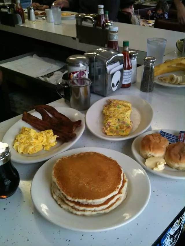 Eddie’s Cafe