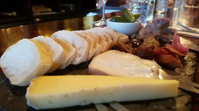 Mission Cheese