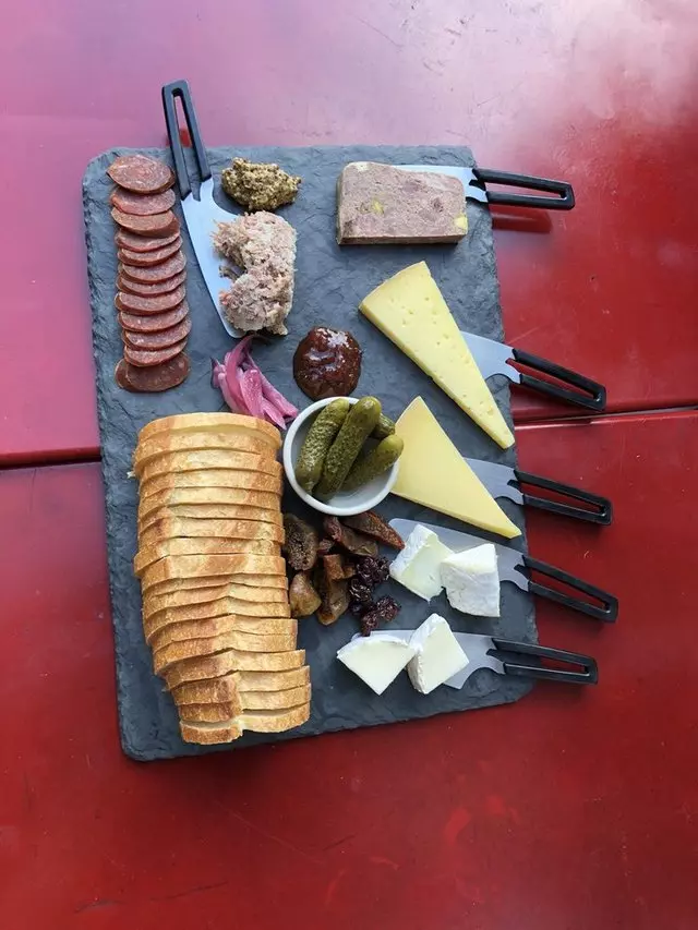 Mission Cheese