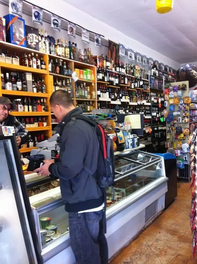 A & M Market Liquor