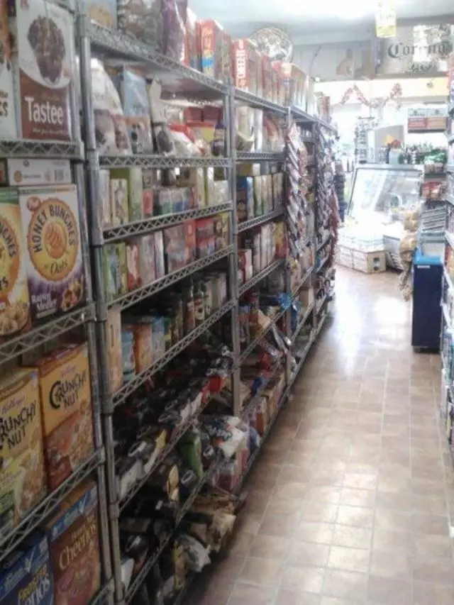 A & M Market Liquor