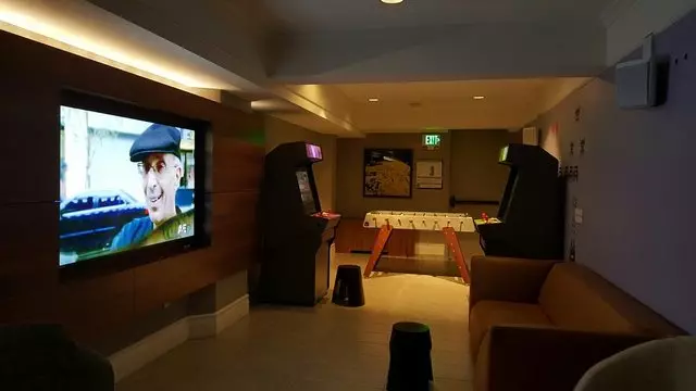 Axiom Hotel
