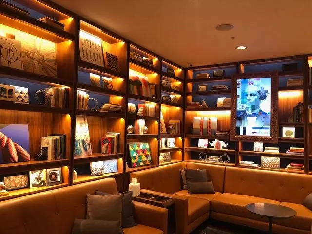 Axiom Hotel
