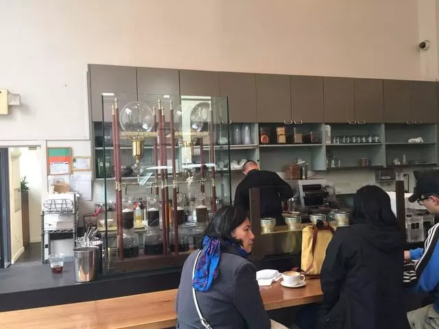 Blue Bottle Coffee