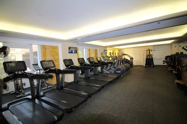 Live Fit Gym - Fairmont Hotel