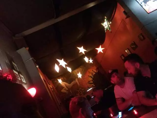 Fly Bar