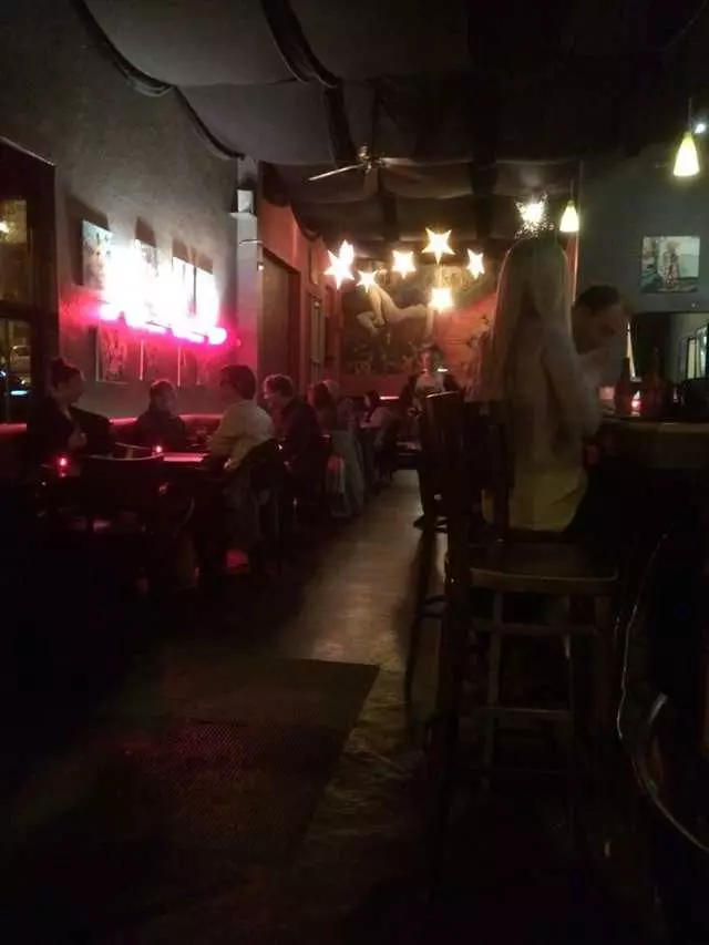 Fly Bar
