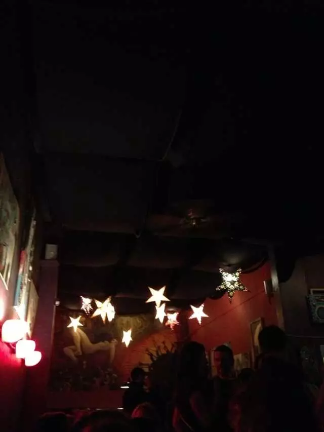 Fly Bar
