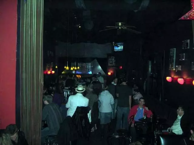 Fly Bar