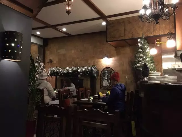 Cafe Mystique