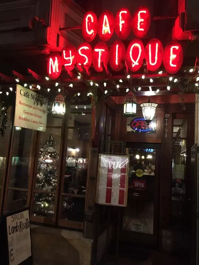 Cafe Mystique