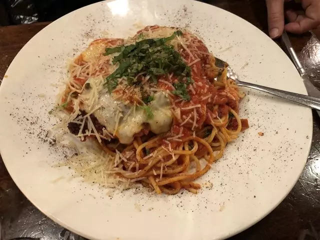 Cafe Mystique