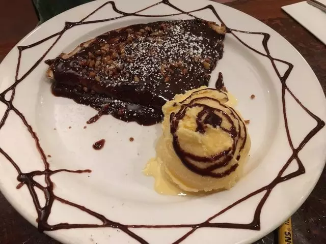 Cafe Mystique