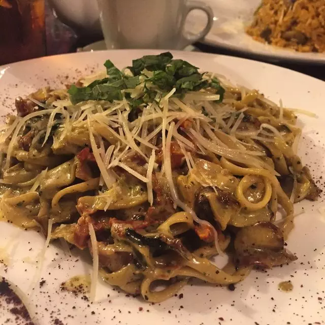 Cafe Mystique