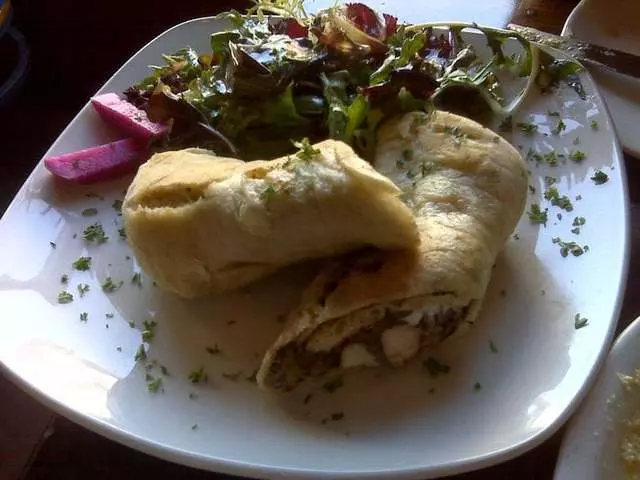 Cafe Mystique