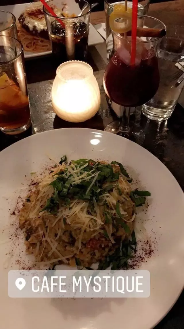 Cafe Mystique