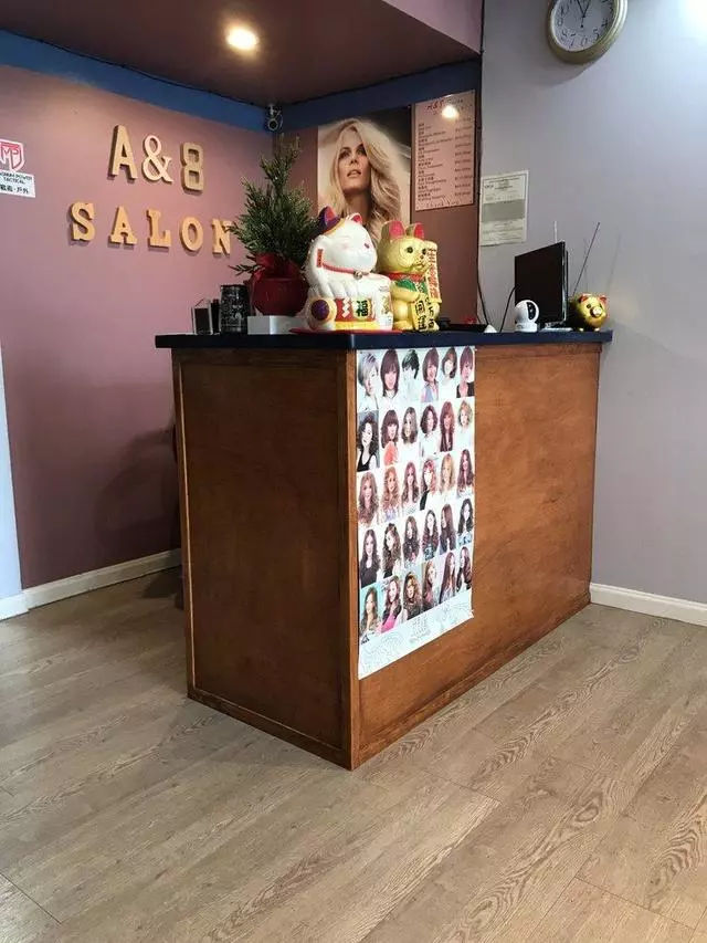 A & 8 Salon