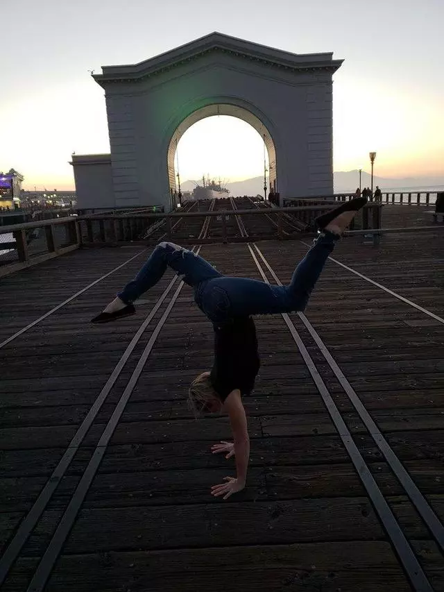 Acro SF