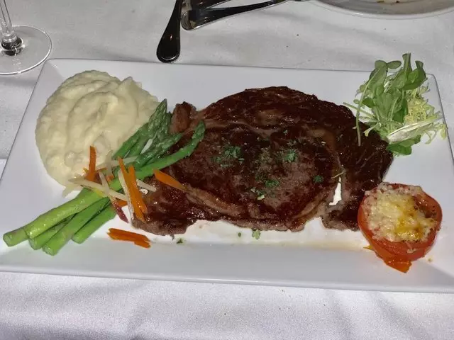 Harris’ Restaurant