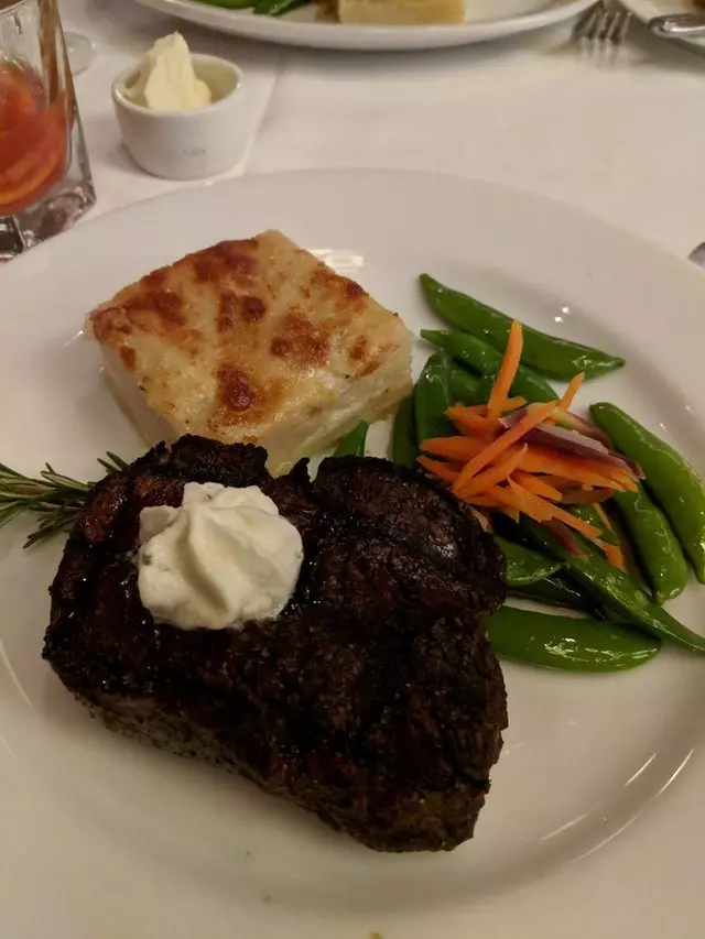 Harris’ Restaurant