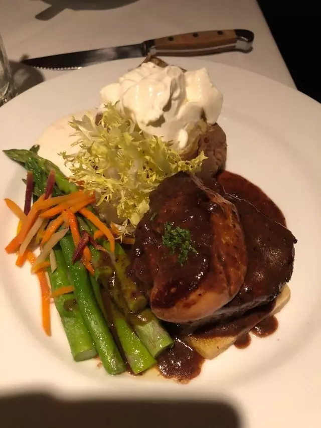 Harris’ Restaurant