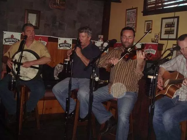 The Chieftain Irish Pub & Restaurant