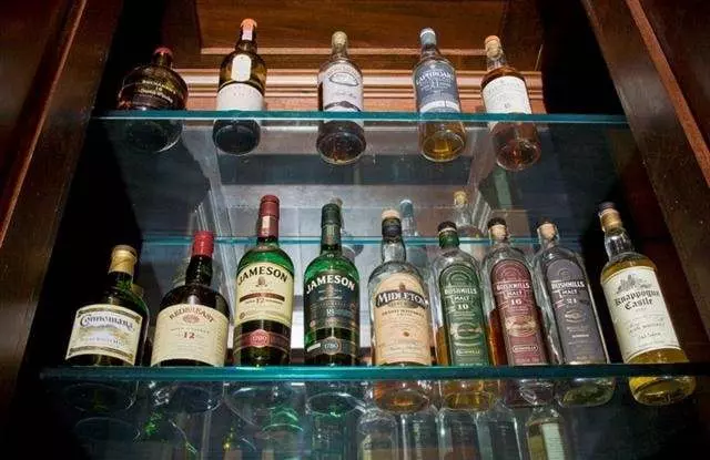 The Chieftain Irish Pub & Restaurant
