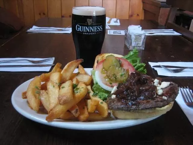 The Chieftain Irish Pub & Restaurant