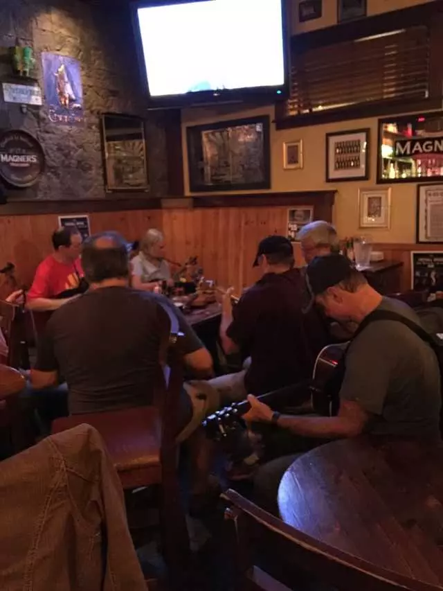 The Chieftain Irish Pub & Restaurant