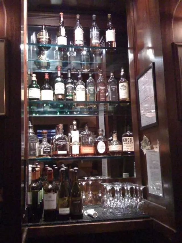The Chieftain Irish Pub & Restaurant