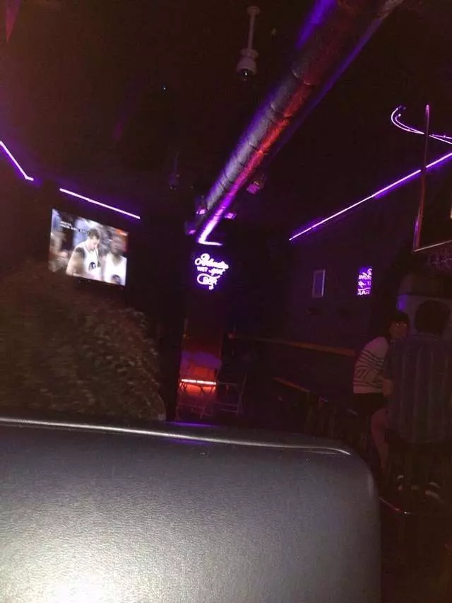 Blondie’s Bar