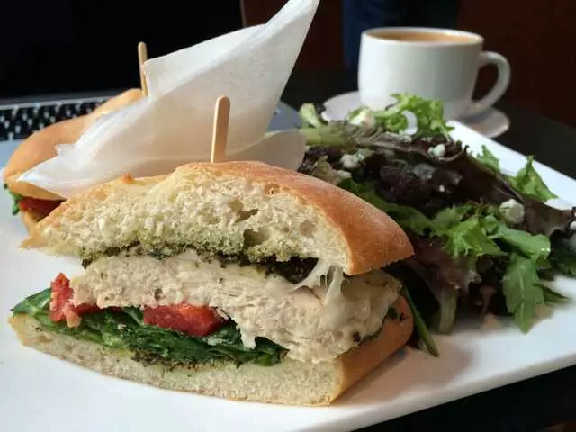Cafe La Flore Irving