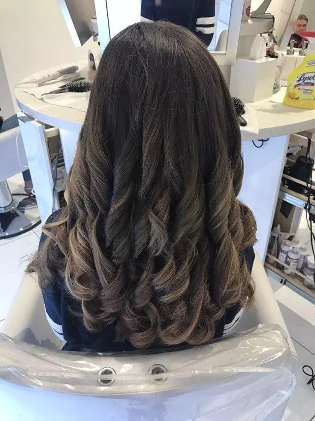 Amiri Salon
