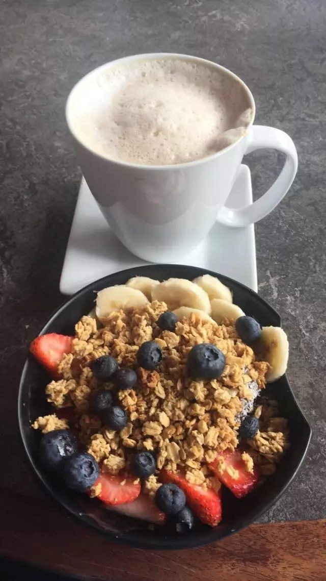 Pebbles Cafe